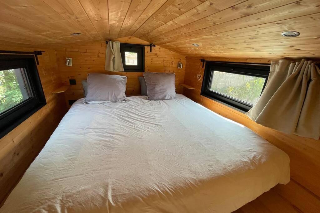 séjour insolite et écologique dans une Tiny house Aigues-Mortes Extérieur photo