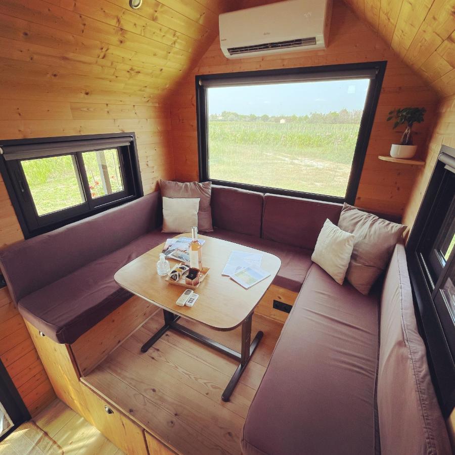 séjour insolite et écologique dans une Tiny house Aigues-Mortes Extérieur photo