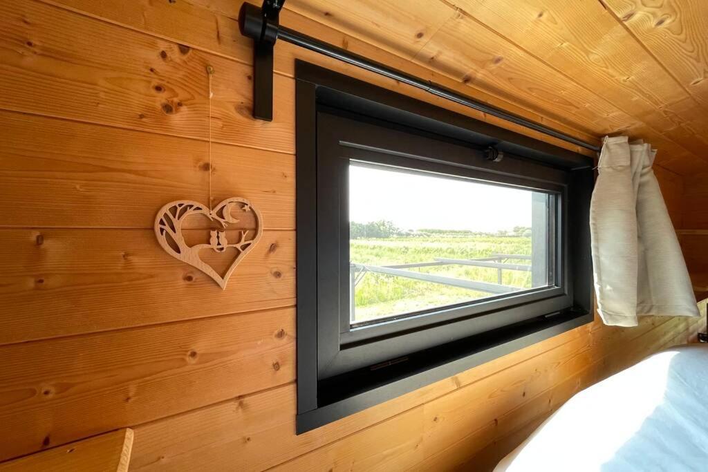 séjour insolite et écologique dans une Tiny house Aigues-Mortes Extérieur photo