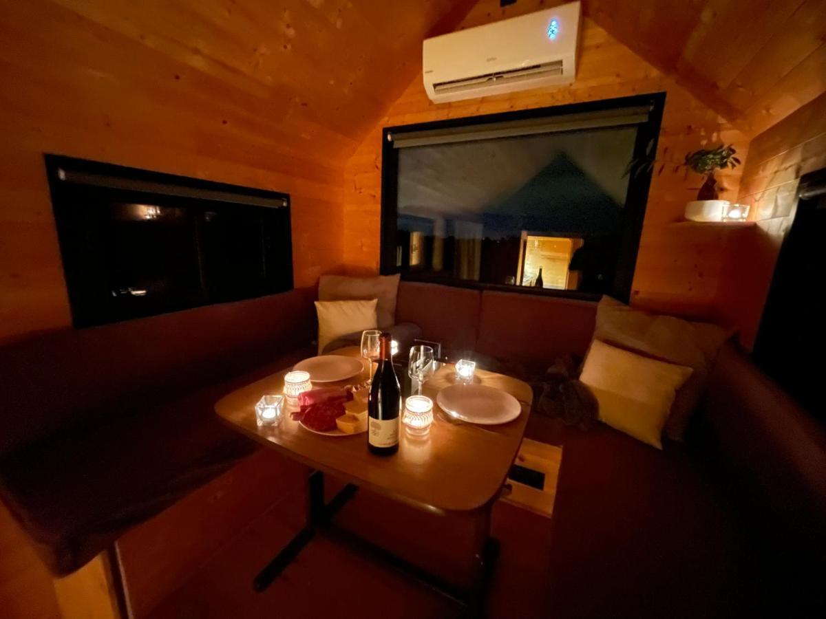 séjour insolite et écologique dans une Tiny house Aigues-Mortes Extérieur photo