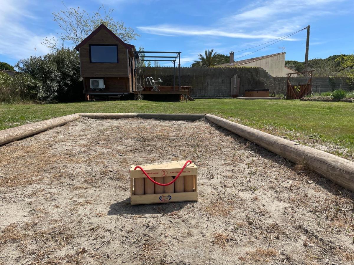 séjour insolite et écologique dans une Tiny house Aigues-Mortes Extérieur photo